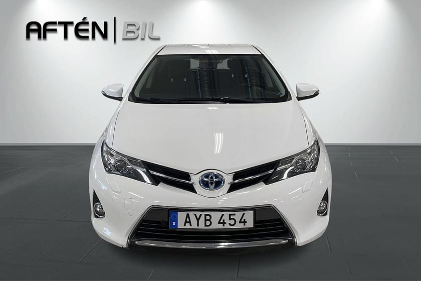 Bild 3 av Toyota Auris Hybrid e-CVT Active|M&K-Värmare|B-Kamera| - Fint Skick!