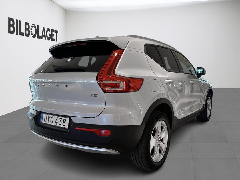 Bild 4 av Volvo XC40 T2 FWD Momentum (Nav,Kamera,Värmare)