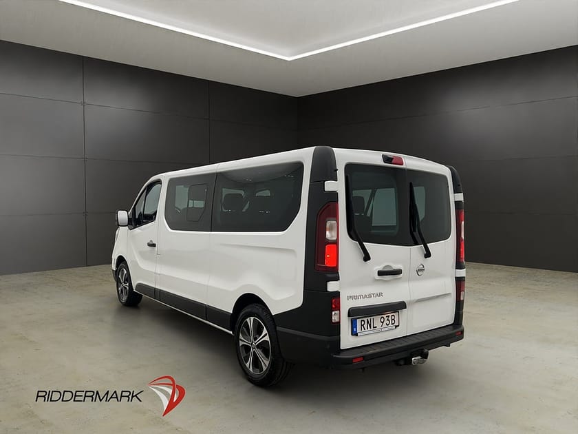 Bild 5 av Nissan Primastar Crew 3.0t dCi 150hk N-Connecta 9Sits Kamera