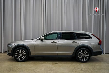 Volvo V90 Cross Country B4 AWD Advanced Edition Drag Värmare Kamera BLIS Carpla