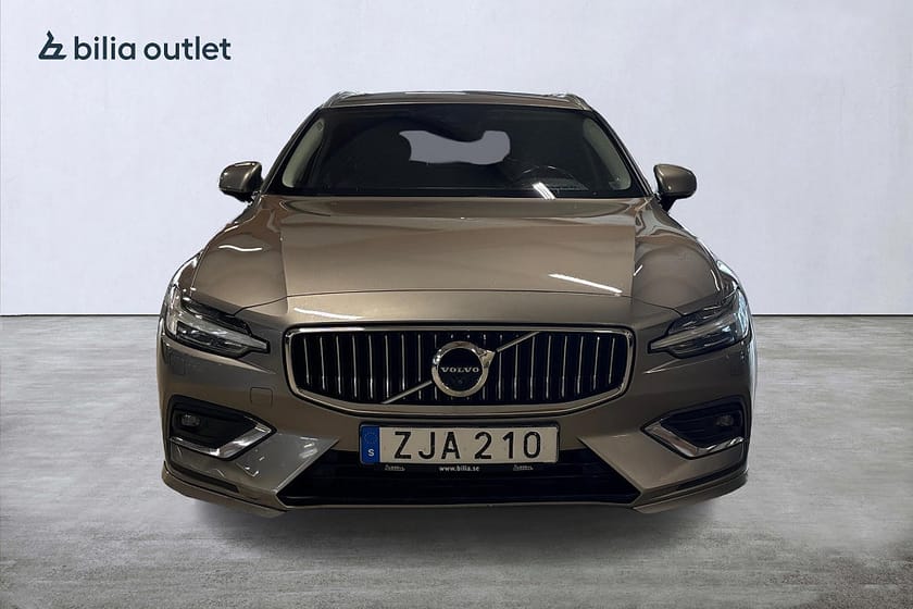 Bild 3 av Volvo V60 T6 AWD Inscription Panorama / 360-kam / Head-Up / H/K