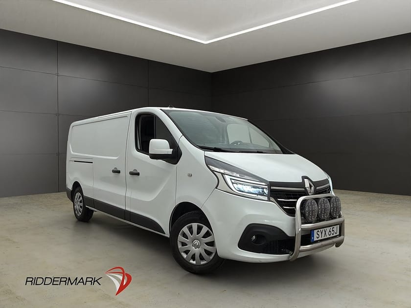 Bild 1 av Renault Trafic Skåpbil L2 2.0dCi Värmare Dragkrok LED B-Kamera MOMS