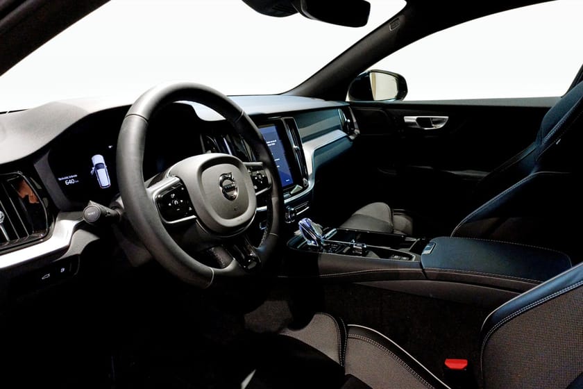 Bild 5 av Volvo V60 T6 Plus Dark Edition