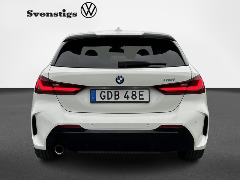 Bild 4 av BMW 118i I STEPTRONIC 136 HK M-Sport