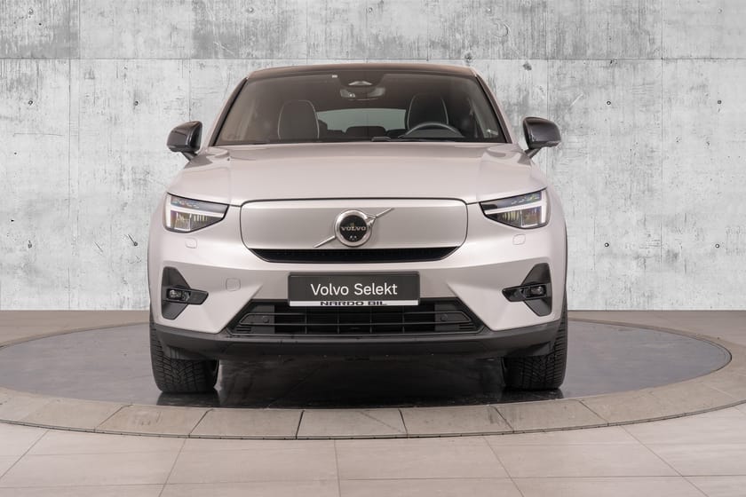 Bilde 2 av Volvo C40 Recharge 408 hk Ultimate. 360/Soltak/Pixel lys/Krok/H&K