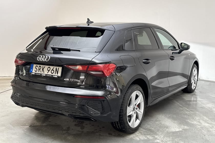 Bild 3 av Audi A3 Sportback 45 TFSI e (245hk) S-Line