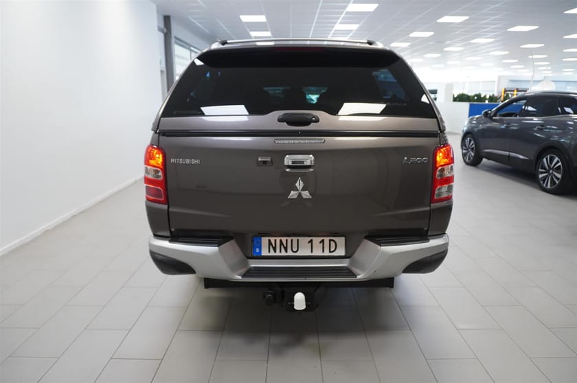 Bild 5 av Mitsubishi L200 Dubbelhytt 2.4d 4WD Aut Business 181hk