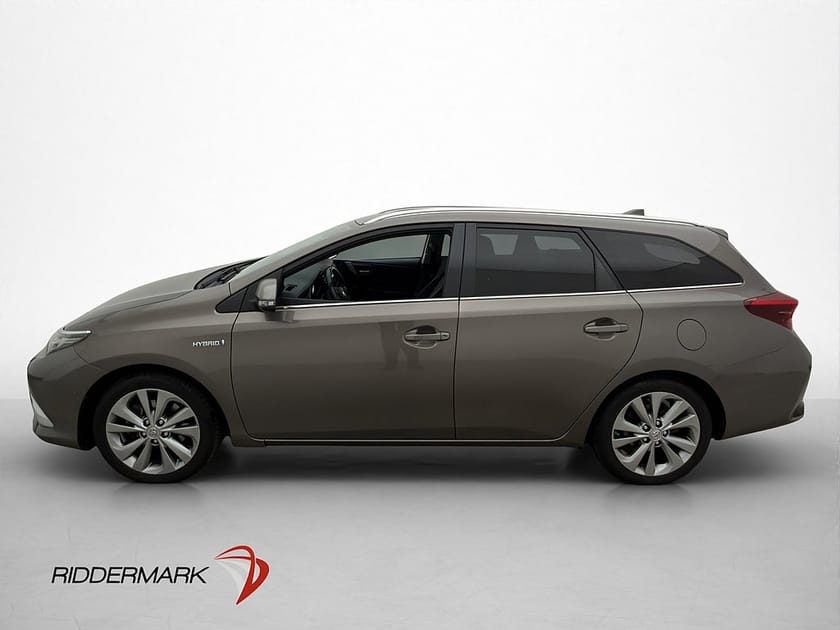 Bild 4 av Toyota Auris Touring Sports Hybrid Executive 136hk P-sensorer Bluetoot Navigation