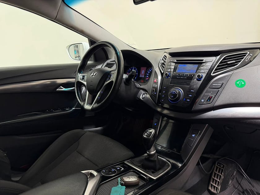 Bild 2 av Hyundai i40cw cw 1.7 CRDi Business Euro 5 Ny besiktiag!