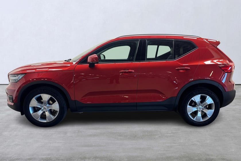Bild 2 av Volvo XC40 D3 FWD Momentum Advanced Edition