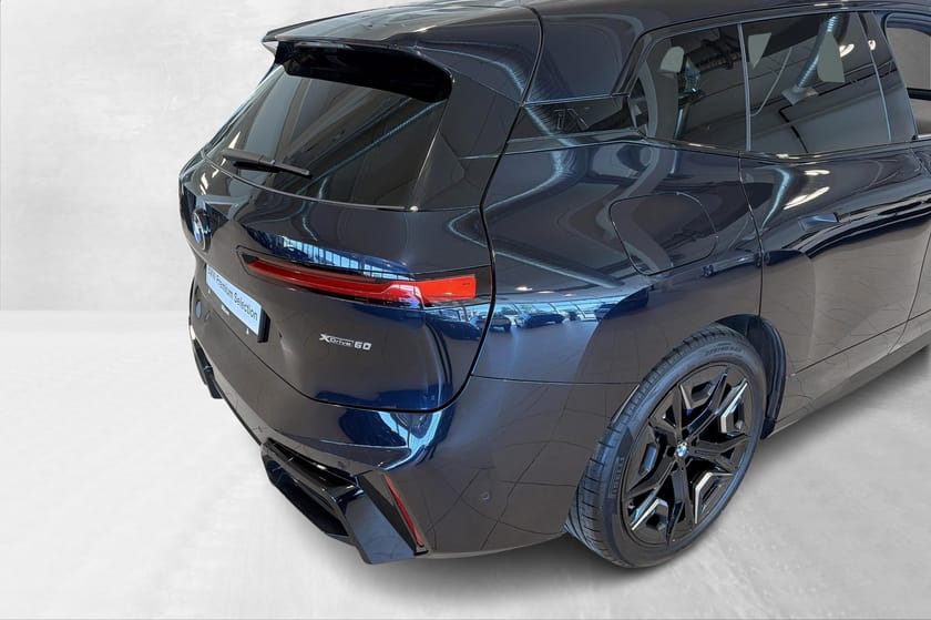 Bilde 5 av BMW iX xDrive60 Fullycharged Harman Krok 22" sort/titan