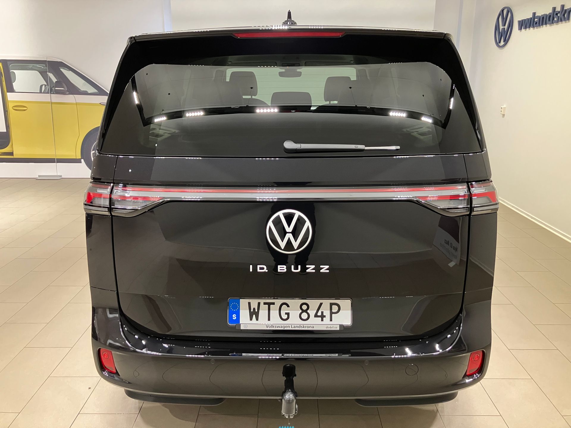 Volkswagen ID. Buzz 82 kWh 2024, bild 6/24