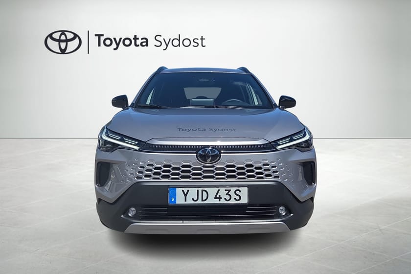Bild 2 av Toyota Corolla Cross Hybrid AWD-i Style (dragkrok)