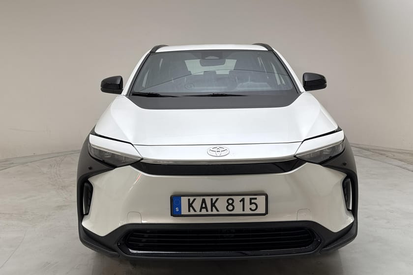 Bild 5 av Toyota bZ4X (204hk) Active