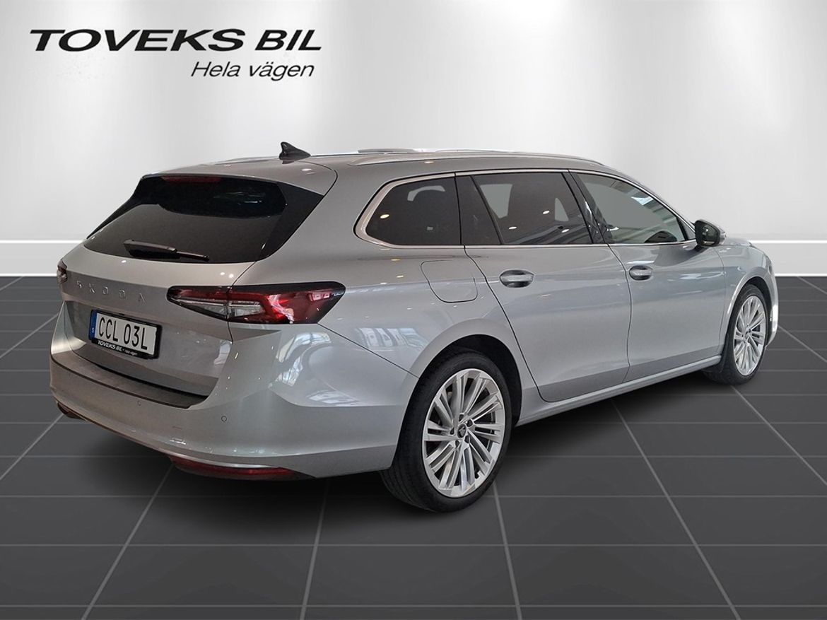 Škoda Škoda Superb Kombi — bild 5