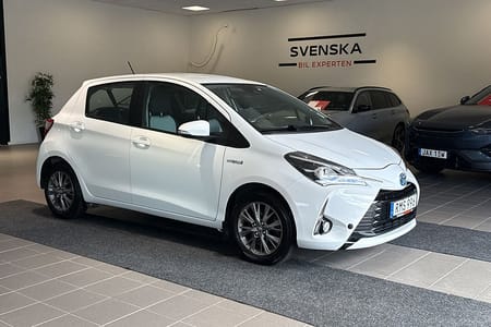 Toyota Yaris Hybrid e-CVT1 101 hk Active/B-kamera/M-värmare /1 Ägare