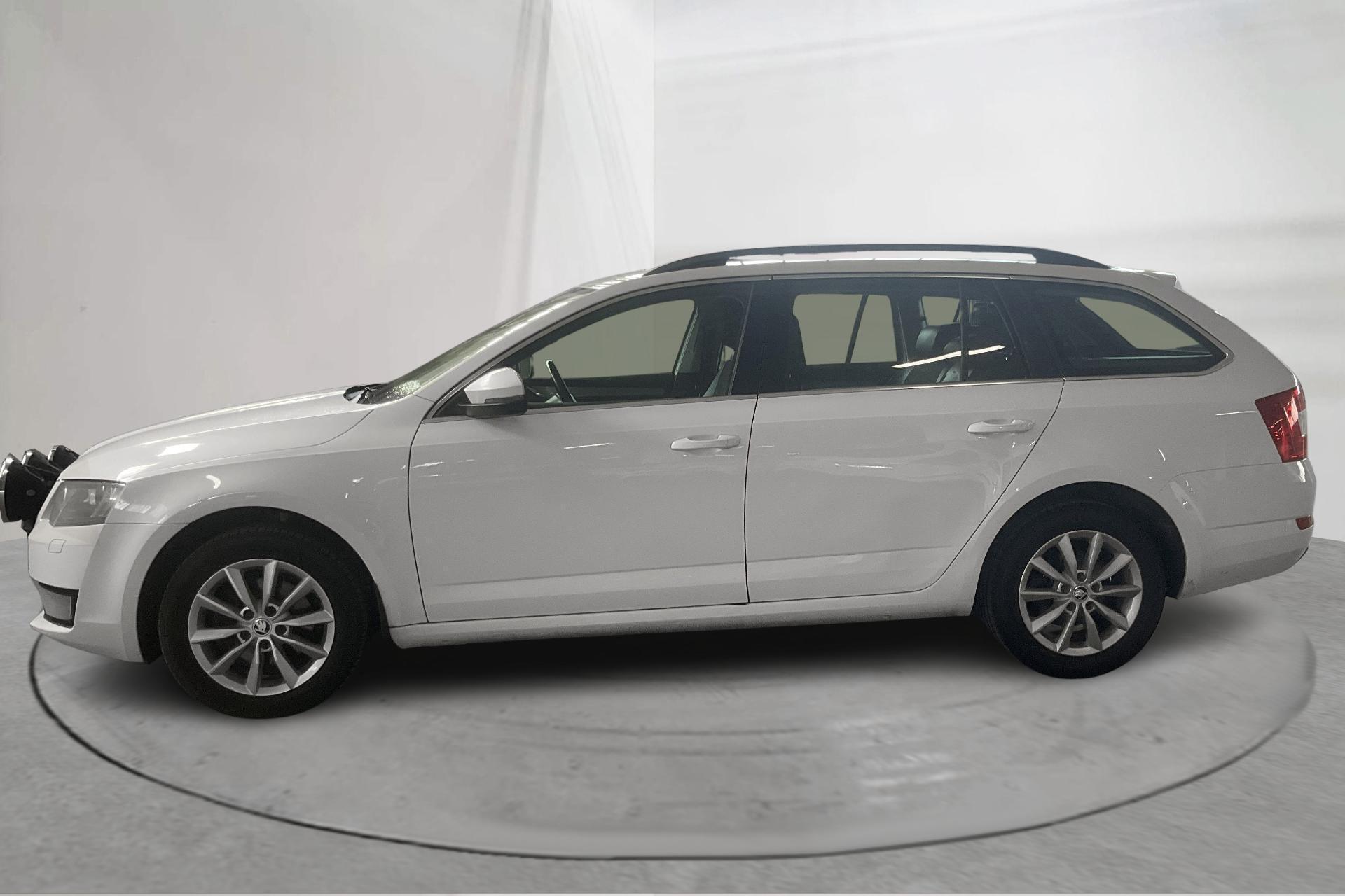 Skoda Octavia Kombi 1.6 TDI 4x4 2016, bild 2/17