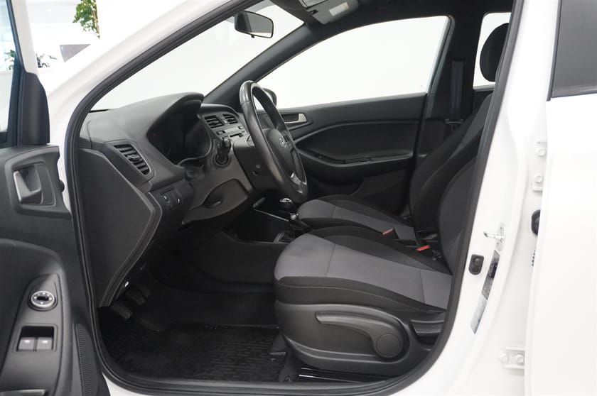 Bild 2 av Hyundai i20 1.2 Comfort Move 75hk