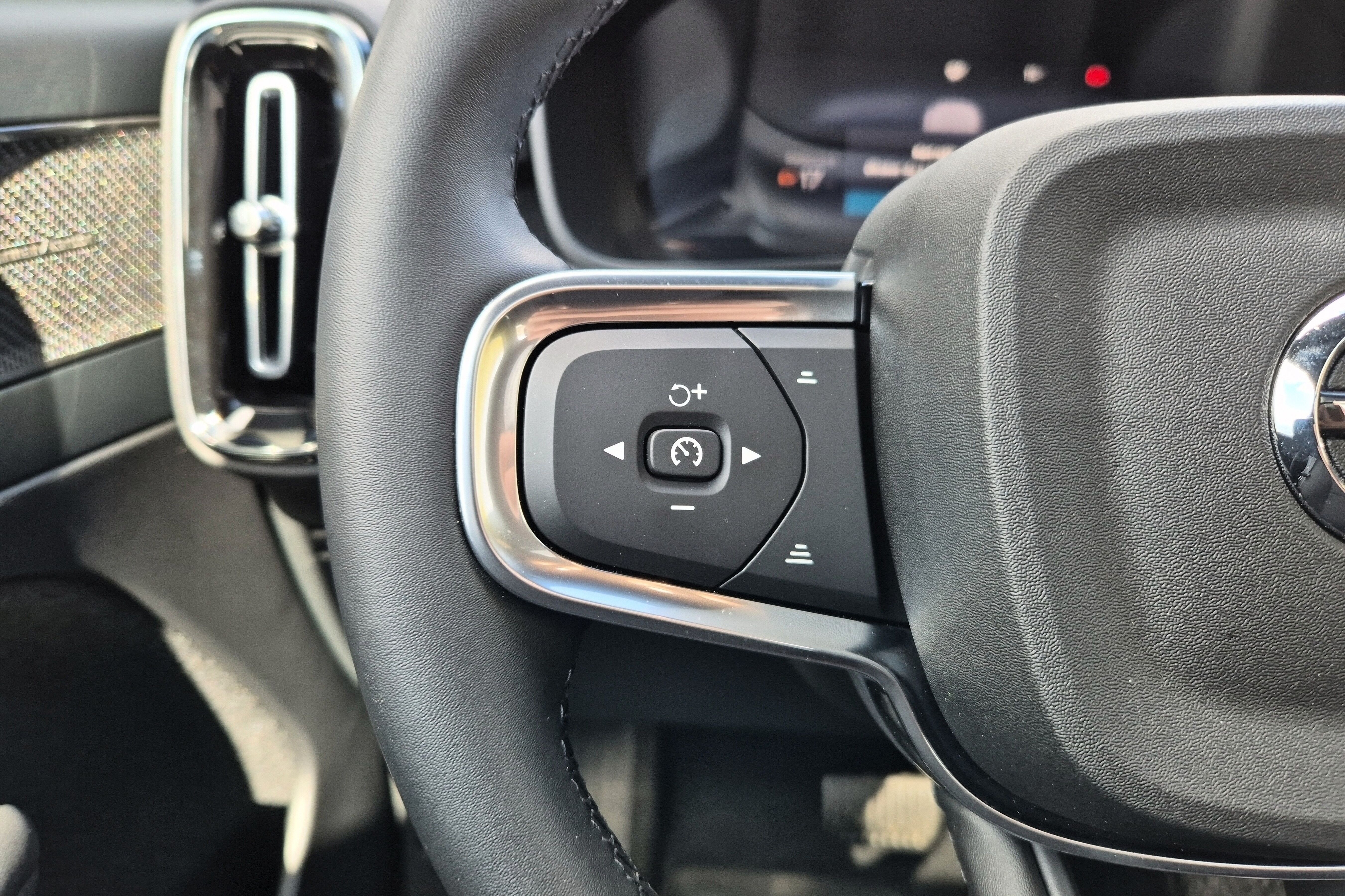 Volvo EX40 Twin Motor bilde 13