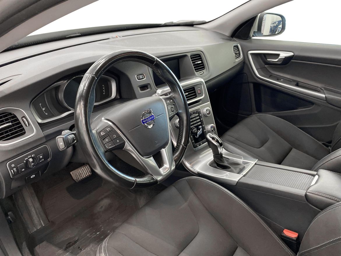 Volvo V60 2017 - miniatyr 6
