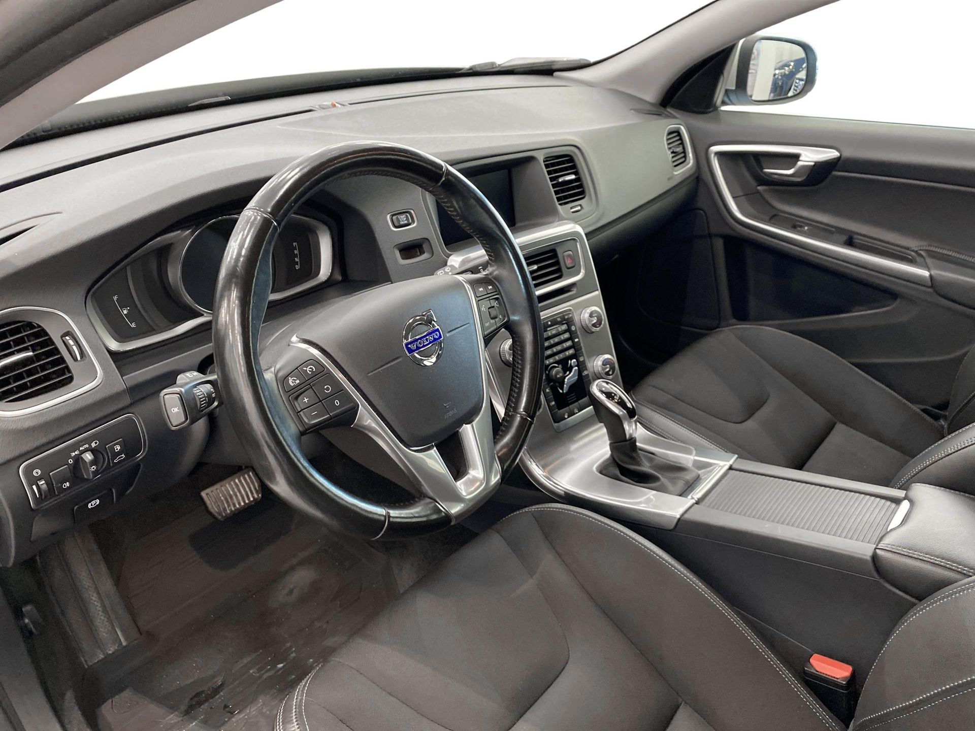 Volvo V60 2017, bild 6/10
