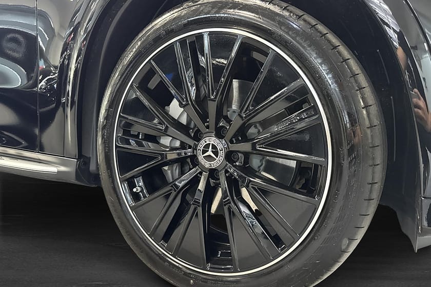 Bild 5 av Mercedes-Benz GLC EQ 400 4MATIC Drag 490hk