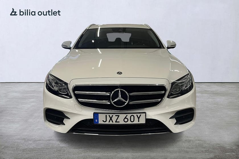 Bild 3 av Mercedes-Benz E 220 T d 4MATIC 4MATICAMG-Sport 360-kam / Burmester / Värmare