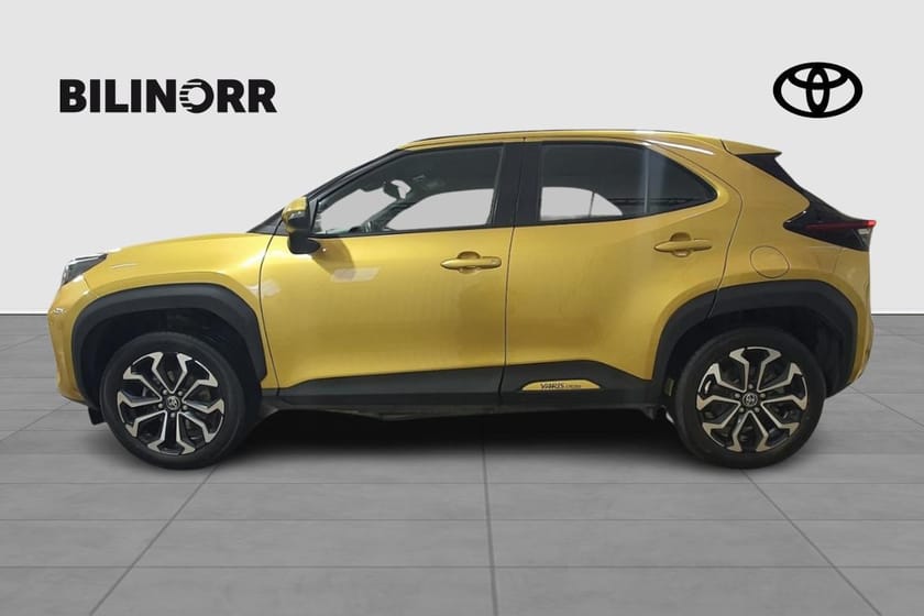 Bild 1 av Toyota Yaris Cross Hybrid AWD-i 1,5 ACTIVE PLUS V-HJUL