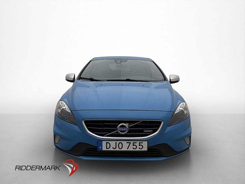 Bild 2 av Volvo V40 D2 R-Design VOC Värm Kamera Skinn Drag Kamrem-bytt