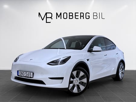 Tesla Model Y Standard Range RWD 299hk Pano B-Kamera Drag Läder