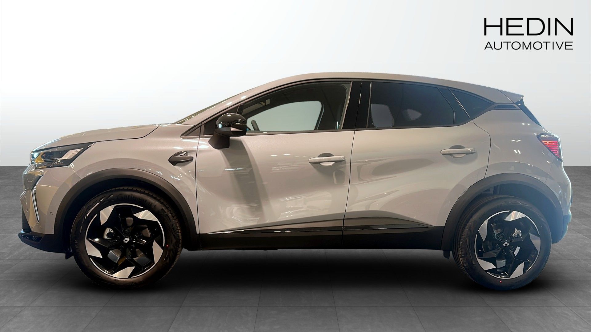 Renault Captur TECHNO MILDHYBRID 140 EDC 2026, photo 6/18