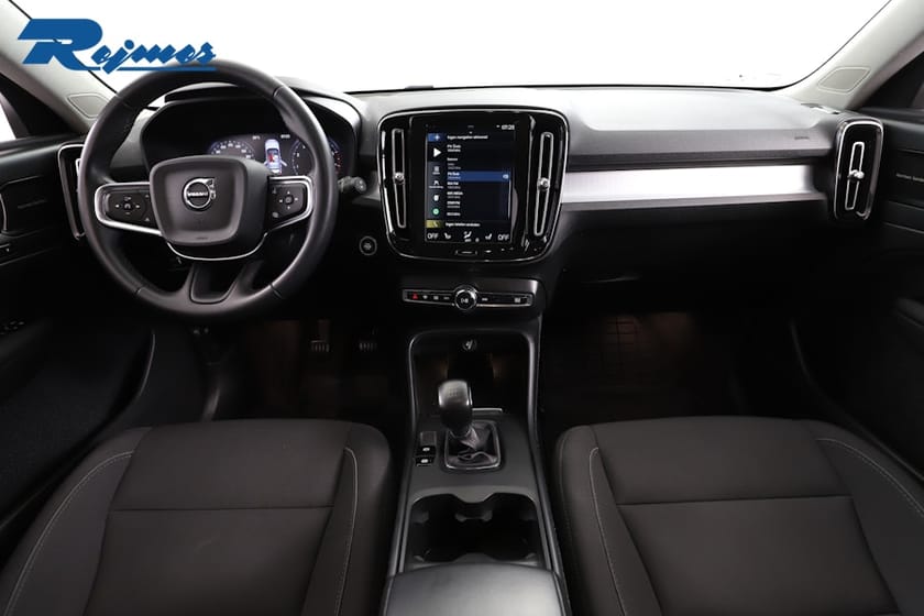 Bild 2 av Volvo XC40 T2 FWD Momentum Advanced