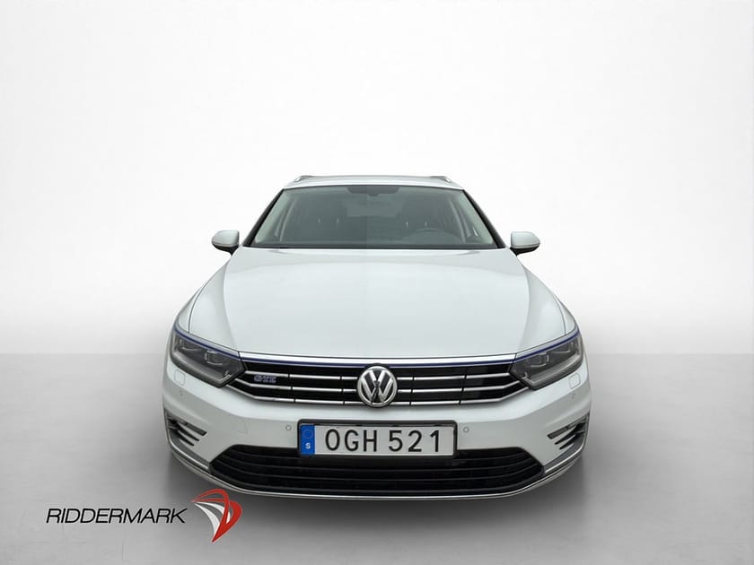 Bild 2 av Volkswagen Passat Variant GTE 1.4 TSI 218hk P-Värmare Kamera Carplay