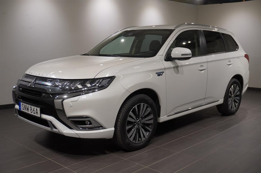 Bild 1 av Mitsubishi Outlander PHEV 4WD Fleet Edition Adpt. Farthållare B-Kamera