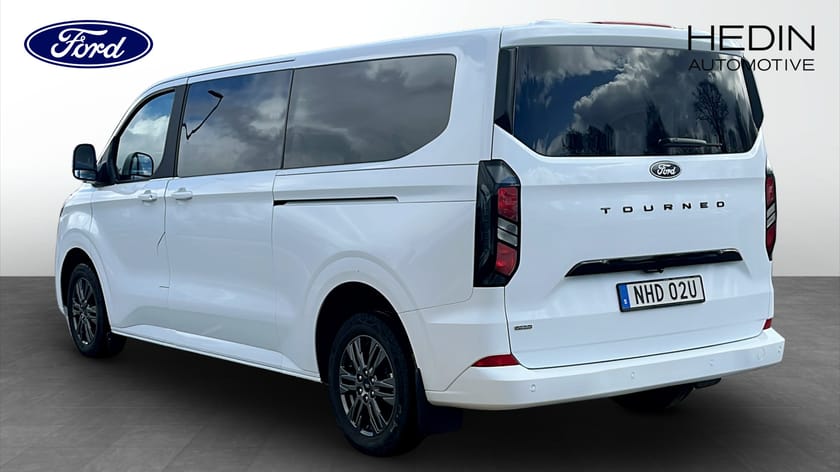 Bild 2 av Ford Tourneo Custom 340 Plug-in Hybrid Titanium Phev FWD Aut