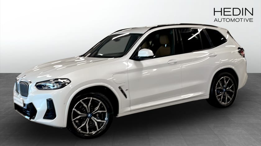 Bild 1 av BMW X3 xDrive30e M-sport Värmare Backkamera Carplay
