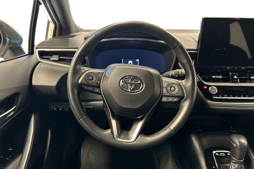 Bild 2 av Toyota Corolla Hybrid e-CVT, 140hk