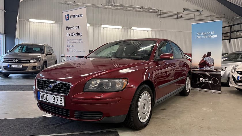 Bild 4 av Volvo S40 1.8 Manuell, 125hk * VÄLSKÖTT *