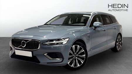 Volvo V60 T6 AWD  Recharge  Core Edition