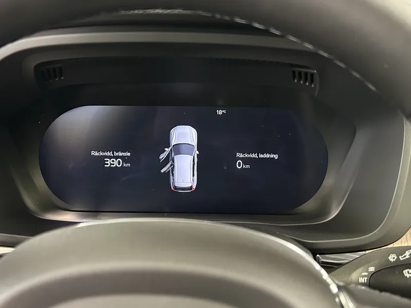 Bild 8 av 13 – Volvo XC60 T6 Plus Dark Nordic Edition Plus Nordic Edition