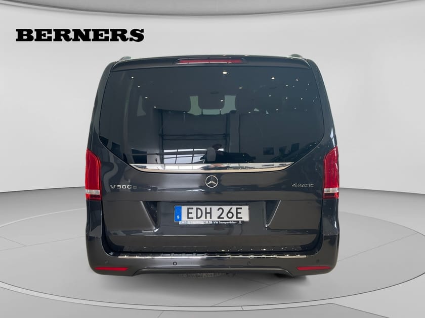 Bild 4 av Mercedes-Benz V 300d 4MATIC 3.2t Avantgarde 2.0 239hk