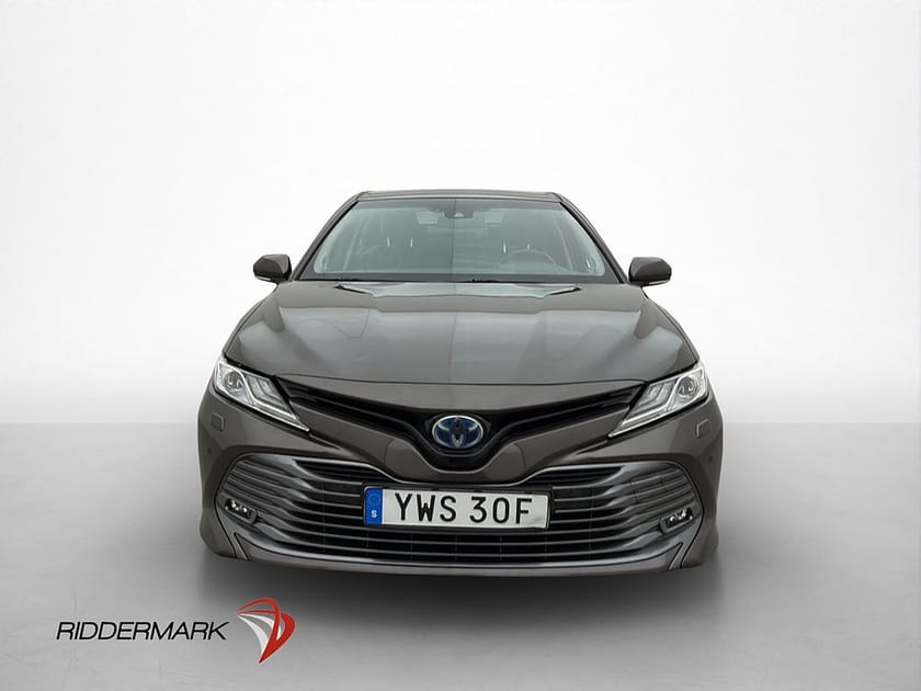 Bild 2 av Toyota Camry Hybrid Executive JBL Kamera HuD Navi 2-Brukare