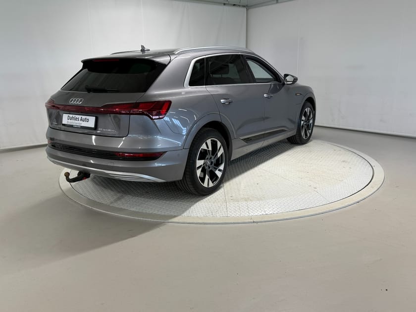 Bilde 3 av Audi e-tron 55 quattro ADVANCED SPORT ACC/Krok/360/Delskinn/El.sete/Matrix