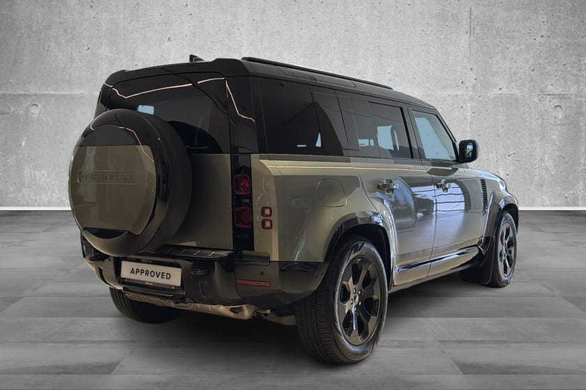 Bilde 2 av Land Rover Defender P300e PHEV 5 seter/Surround Kamera/Hengerfeste/Meridian++