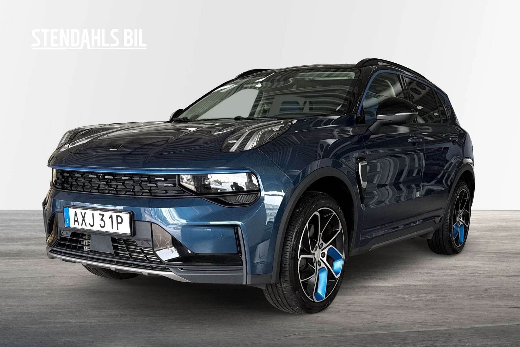 Lynk &amp; Co 01 261 л.с.