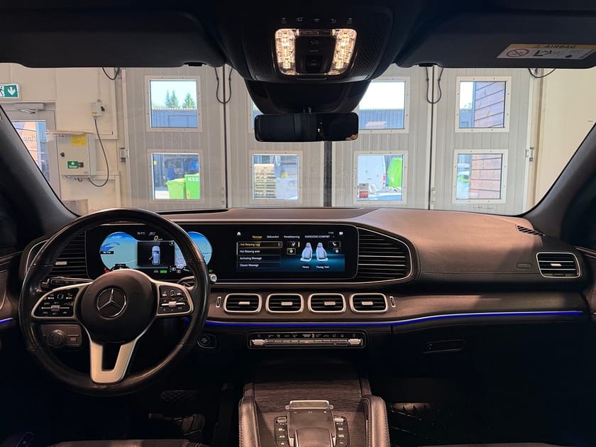 Bild 5 av Mercedes-Benz GLE 350 de 4MATIC AMG Pano HUD Massage Drag Gps MOMS SE UTR