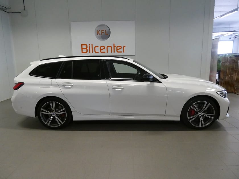 Bild 3 av BMW 330e xDrive Touring M Sport H&K-Drag-Värmare-Kamera-Navi-SoV