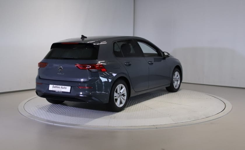 Bilde 5 av Volkswagen Golf 1,0 110hk E-TSI Life Aut. ACC/Kamera/Navi/Carplay