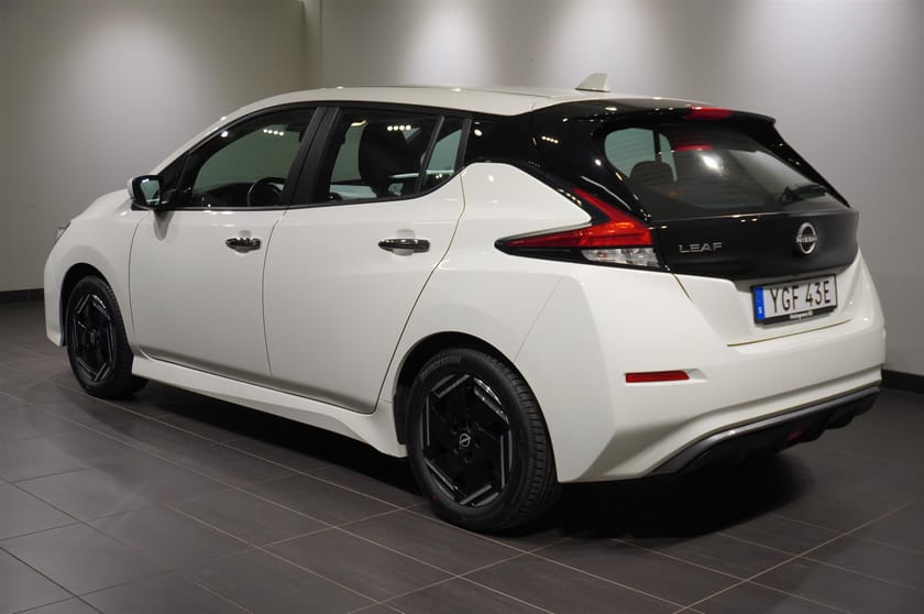 Bild 2 av Nissan Leaf Acenta 39kWh B-Kamera