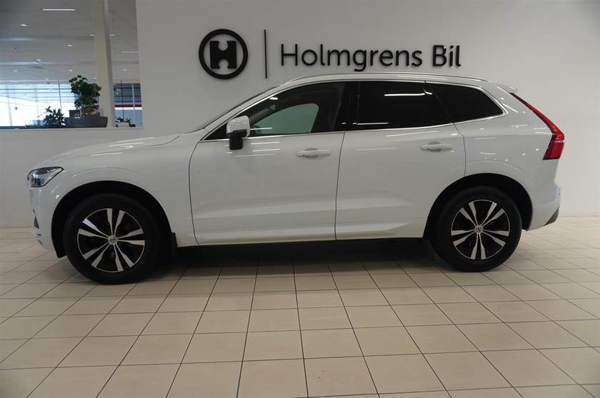 Bild 3 av Volvo XC60 B5 AWD Momentum 360 HUD Drag